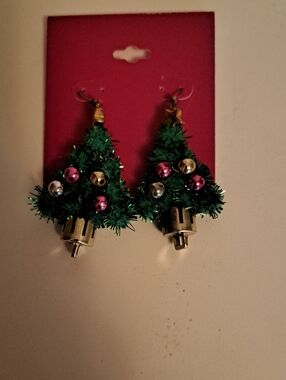 Kohl's Green Christmas Tree Drop Earrings with Gold and Pink Accents